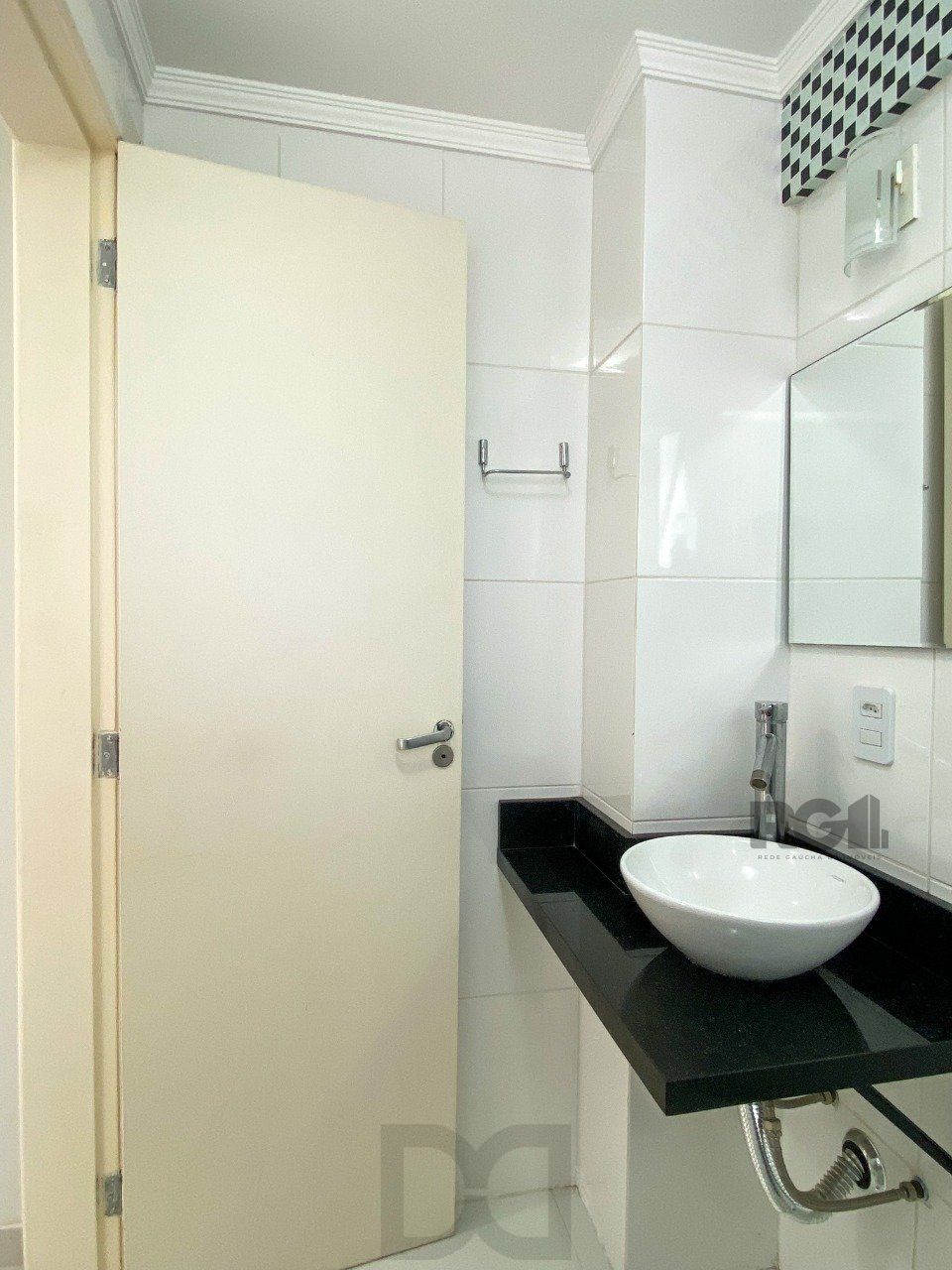 APARTAMENTO SEMIMOBILIADO COM PORTARIA NO CENTRO HISTÓRICO — foto 14