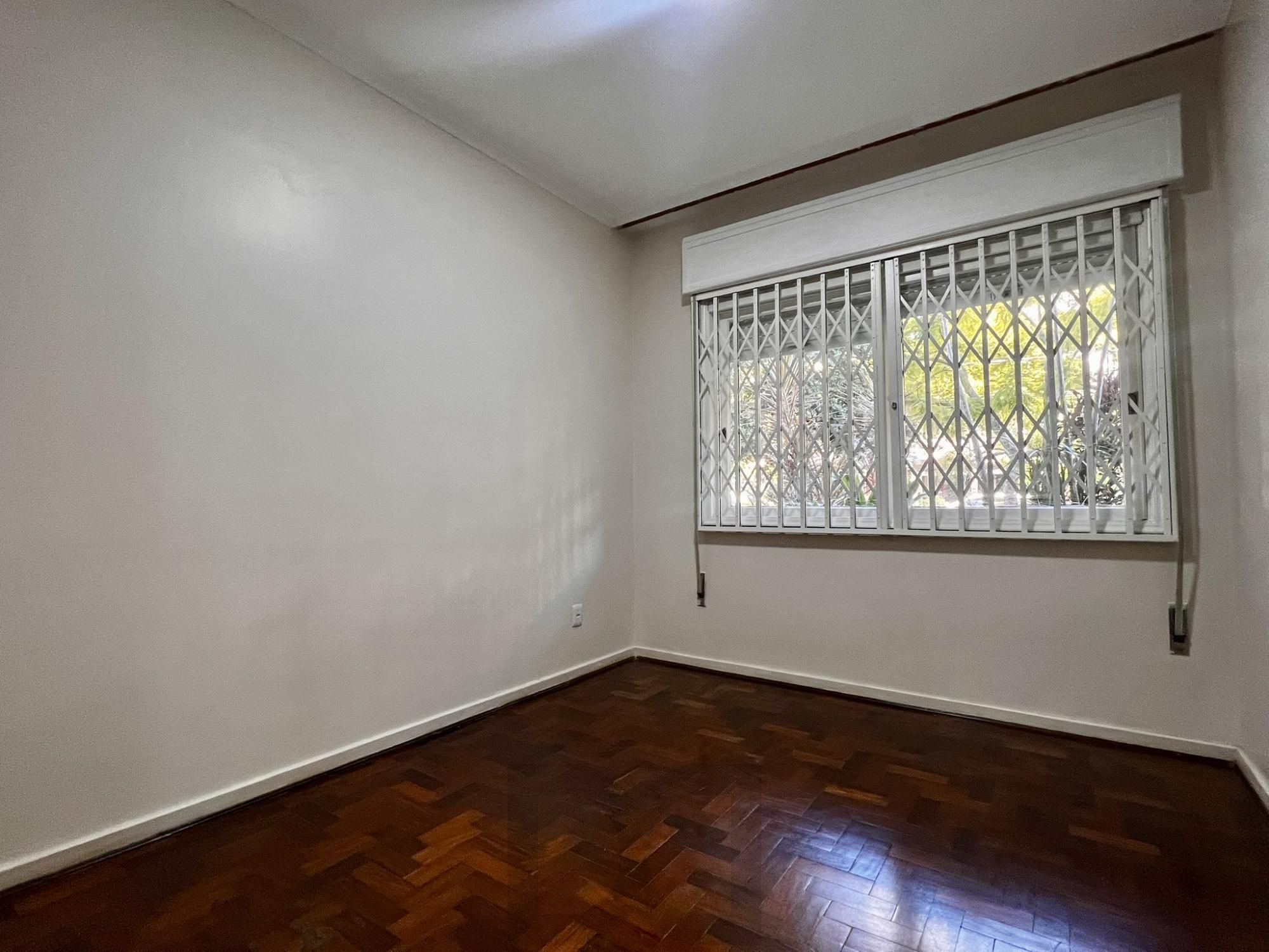 Apartamento térreo, 3 dormitórios com vaga de garagem — foto 11