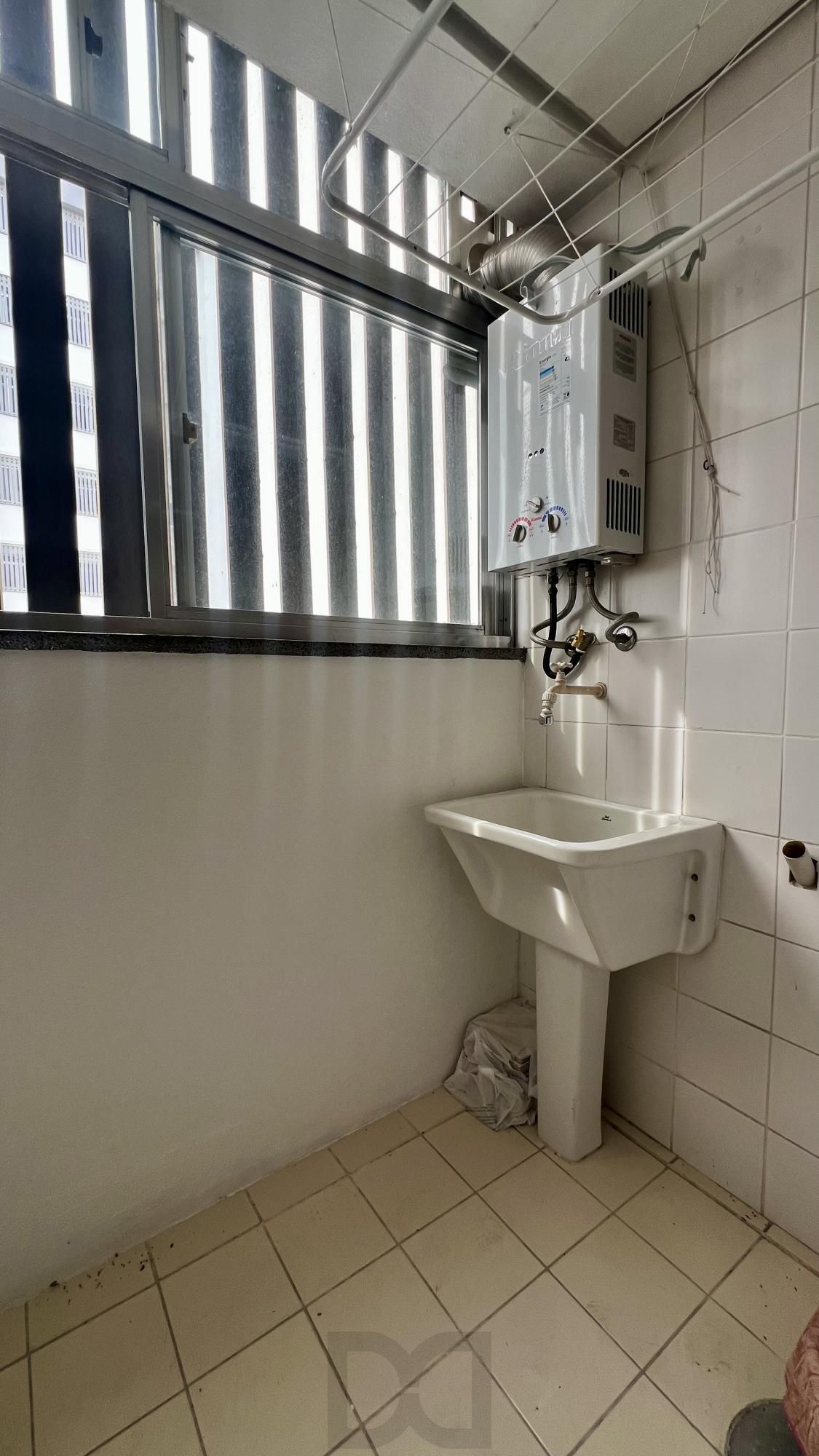 APARTAMENTO 2 DORMITÓRIOS COM VAGA DE GARAGEM — foto 23