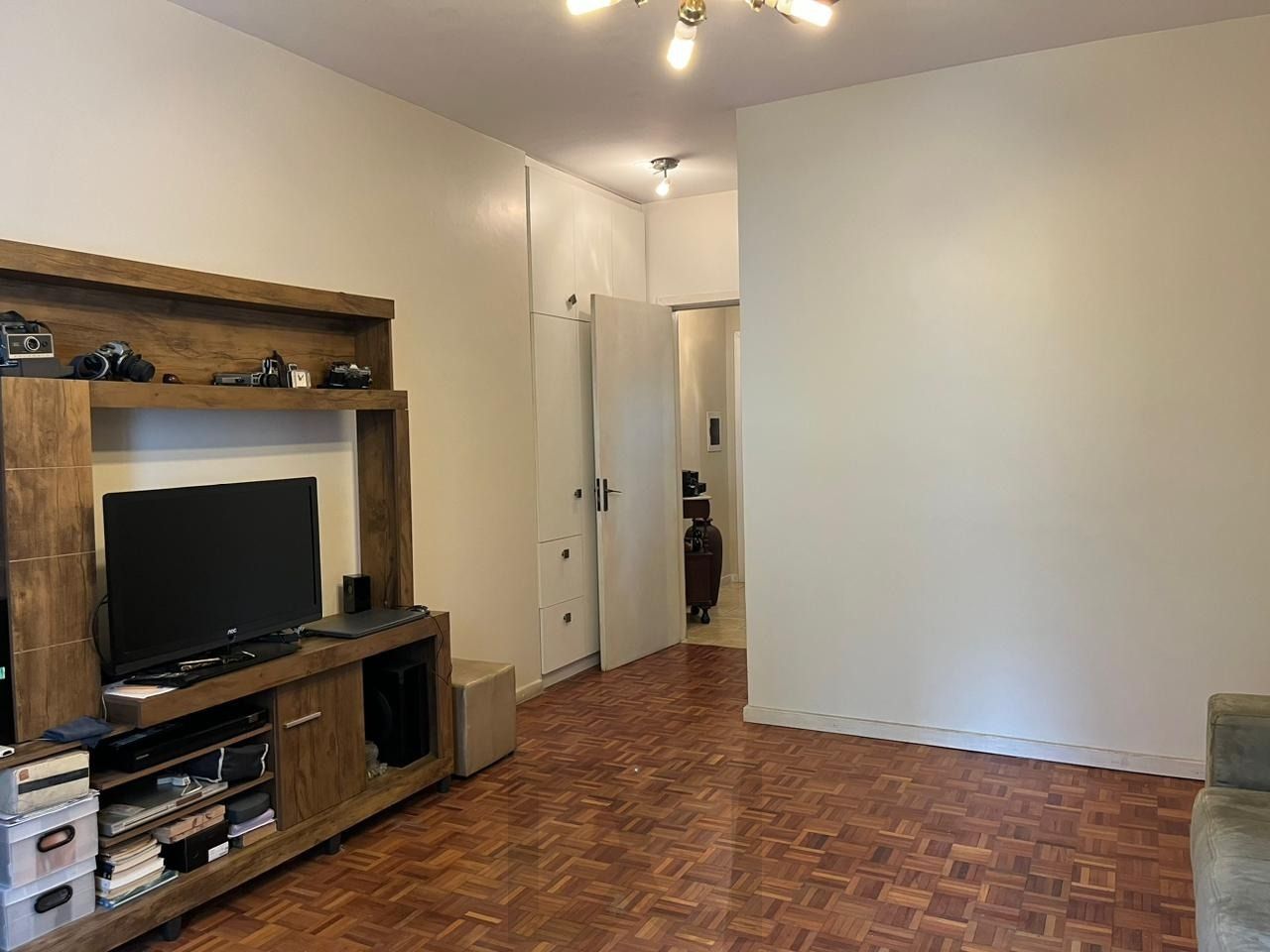 Casa para Venda - 350m², 2 dormitórios, sendo 2 suites, 2 vagas - Centro Histórico — foto 52
