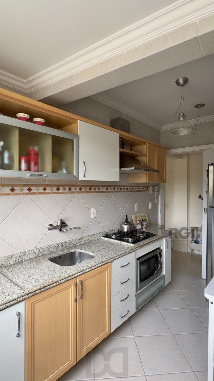 APARTAMENTO 2 DORMITÓRIOS, DE FRENTE, COM VAGA DE GARAGEM NO JARDIM BOTÂNICO — foto 18