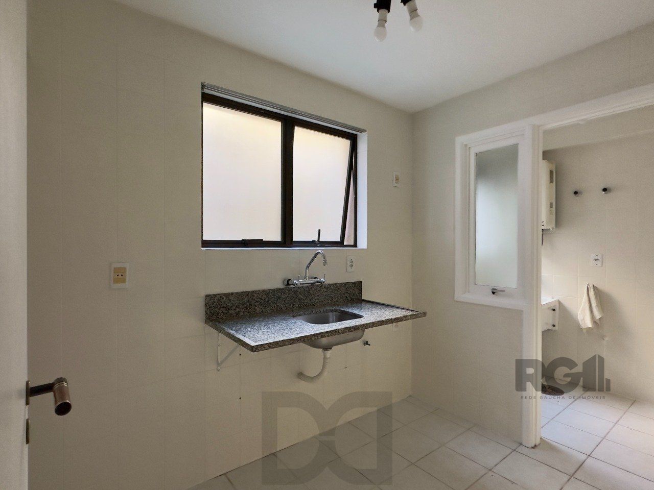 APARTAMENTO GARDEN, 2 DORMITÓRIOS E 1 VAGA DE GARAGEM COM ÓTIMA LOCALIZAÇÃO NO MOINHOS — foto 14