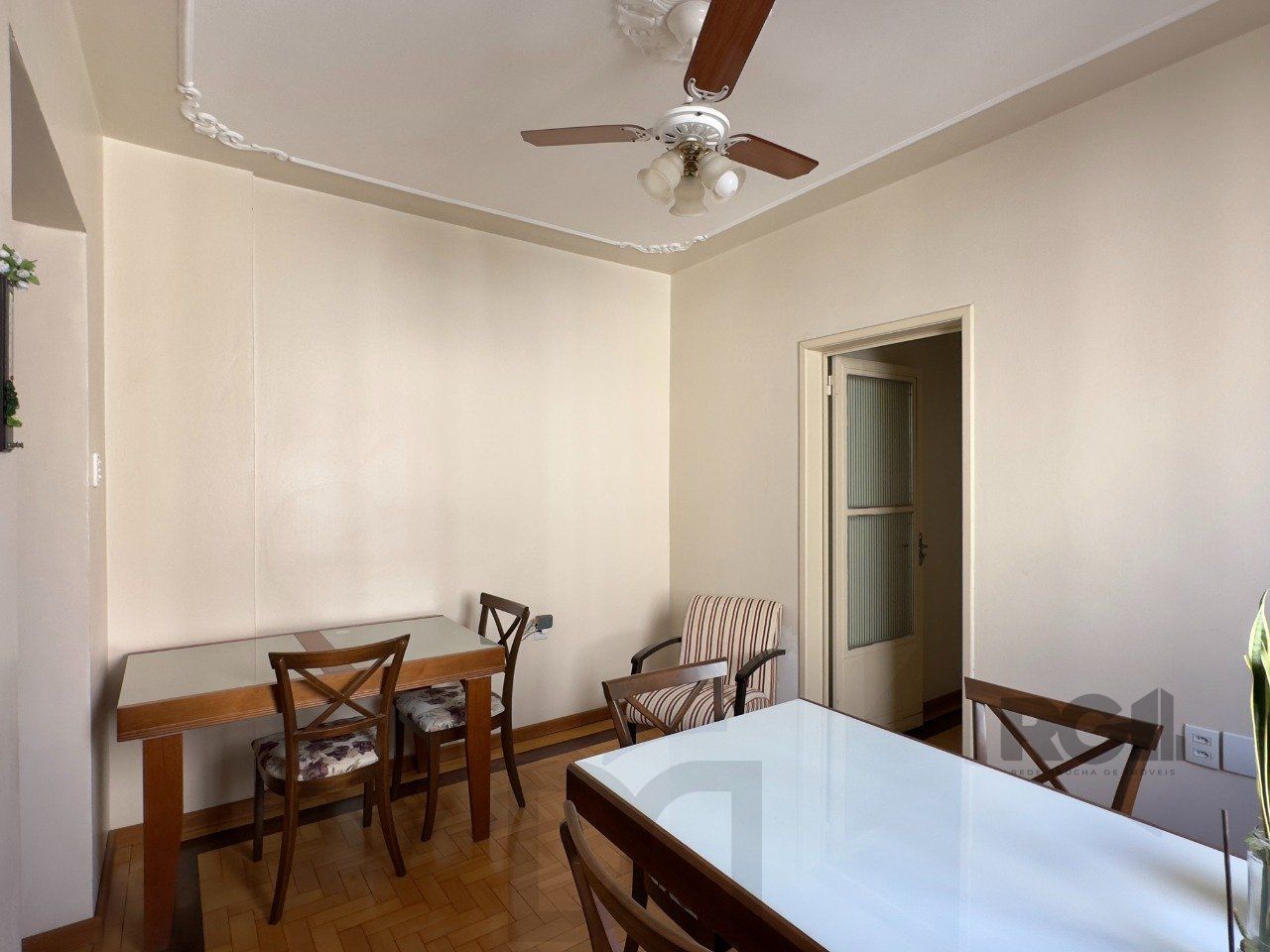 APARTAMENTO 3 DORMITÓRIOS, DE FRENTE E REFORMADO, NO CENTRO HISTÓRICO — foto 4