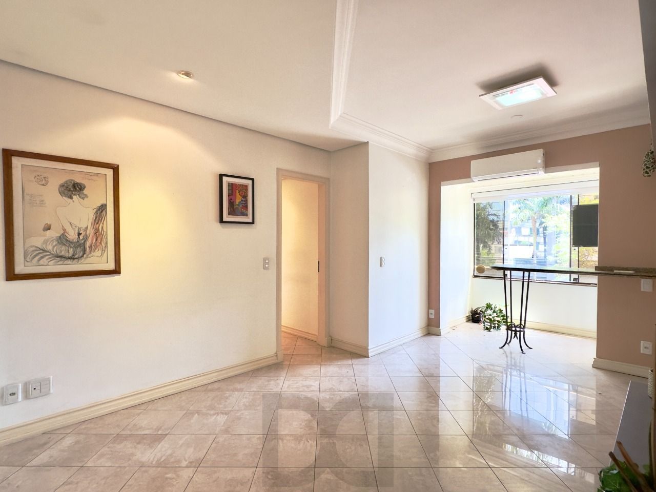 Apartamento 3 dormitorios com 79m² — foto 1
