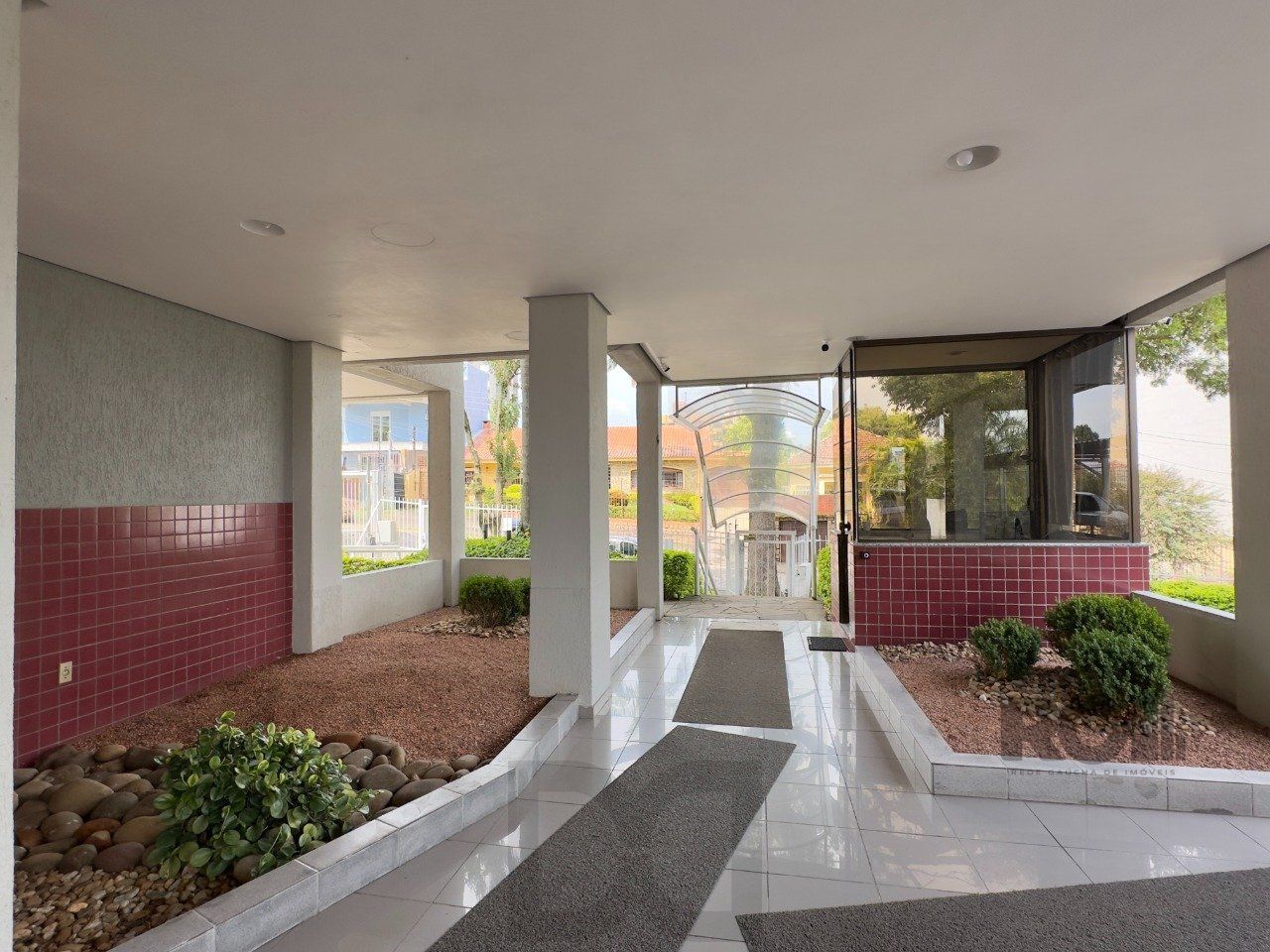 APARTAMENTO 2 DORMITÓRIOS, DE FRENTE, COM VAGA DE GARAGEM NO JARDIM BOTÂNICO — foto 44