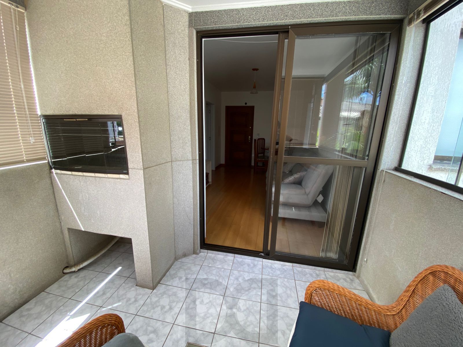 APARTAMENTO 2 DORMITÓRIOS E COM VAGA DE GARAGEM NO JARDIM BOTÂNICO — foto 4