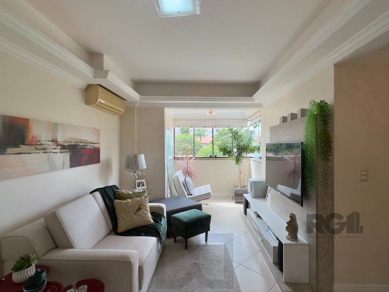APARTAMENTO 2 DORMITÓRIOS, DE FRENTE, COM VAGA DE GARAGEM NO JARDIM BOTÂNICO — foto 2