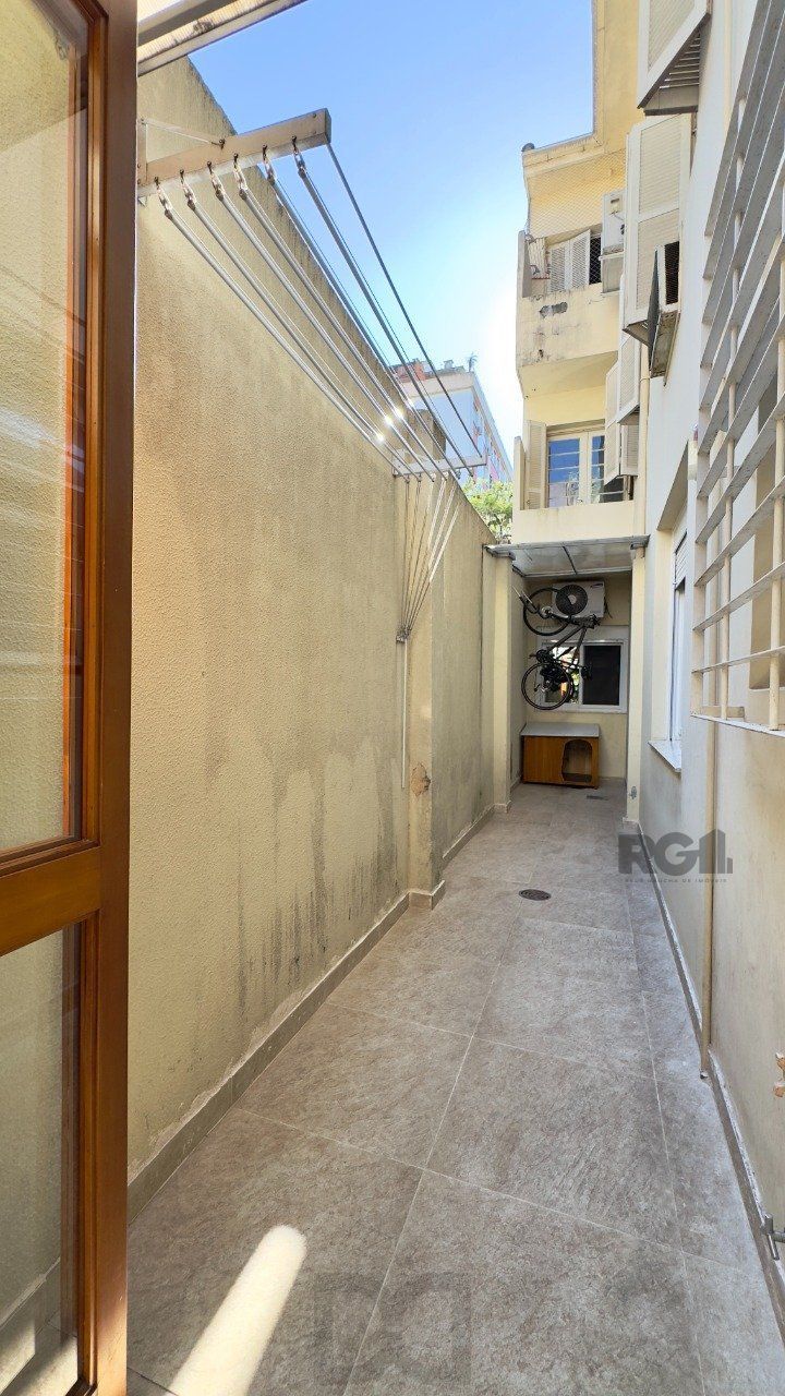 Apartamento garden semimobiliado de 2 dormitórios reformado no Bom Fim — foto 29
