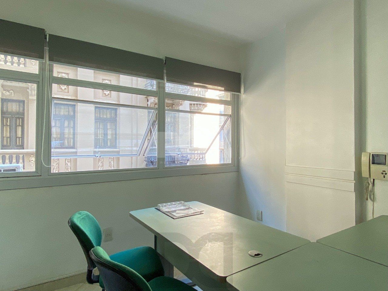 Sala comercial, de frente para a Rua Uruguai, no condomínio Aceguá — foto 2