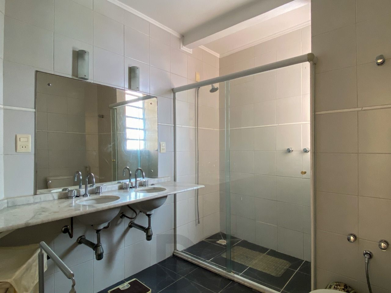 Apartamento 3 dormitórios, com linda vista, em frente ao Hospital de Clínicas — foto 28