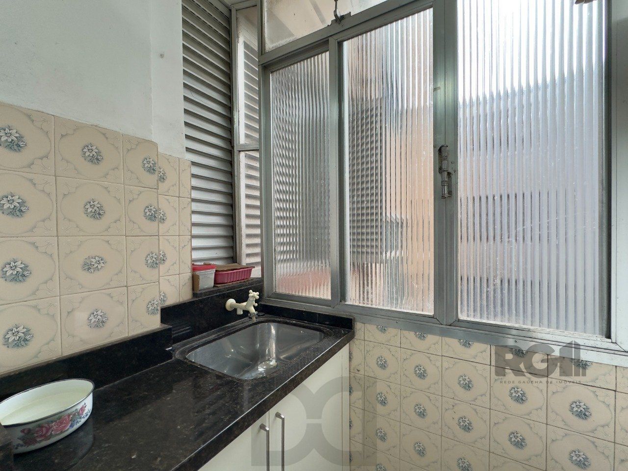 APARTAMENTO 1 DORMITÓRIO PRÓXIMO À ORLA DO GUAÍBA NO CENTRO HISTÓRICO — foto 11