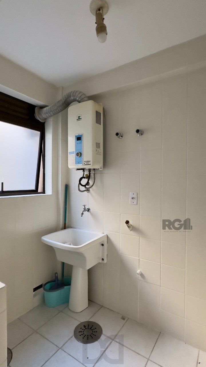APARTAMENTO GARDEN, 2 DORMITÓRIOS E 1 VAGA DE GARAGEM COM ÓTIMA LOCALIZAÇÃO NO MOINHOS — foto 17