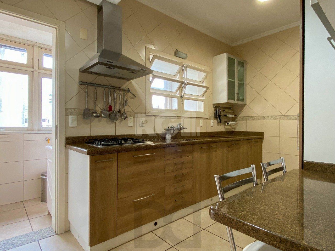 Casa para Venda - 350m², 2 dormitórios, sendo 2 suites, 2 vagas - Centro Histórico — foto 19