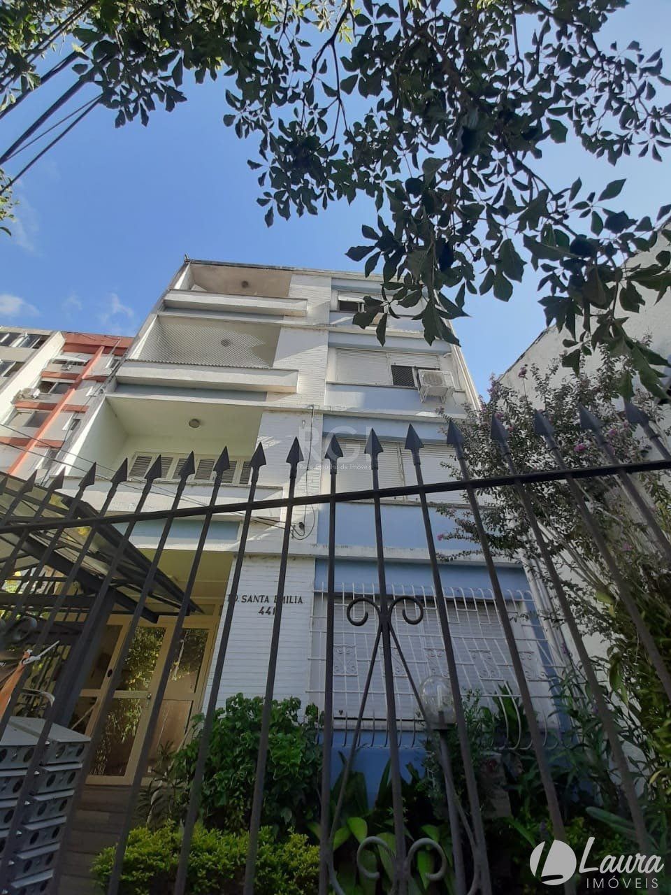 APARTAMENTO 2 DORMITÓRIOS — foto 2