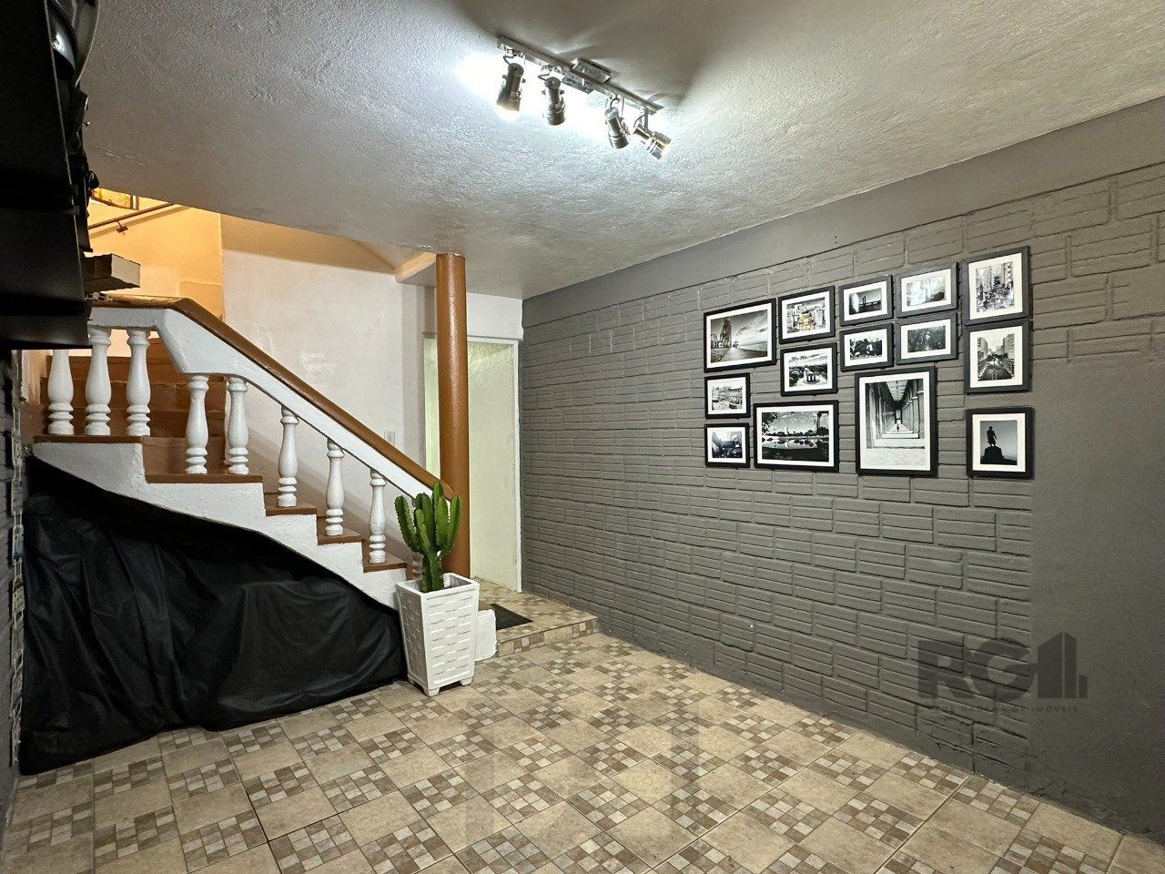 CASA TOTALMENTE REFORMADA EM ÓTIMA LOCALIZAÇÃO NO CENTRO HISTÓRICO — foto 12
