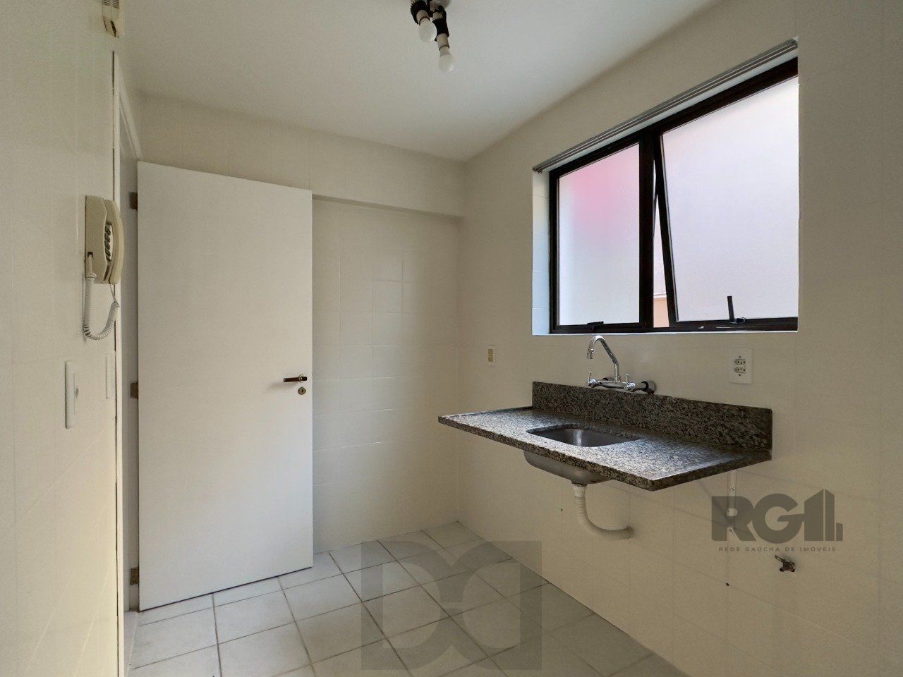 APARTAMENTO GARDEN, 2 DORMITÓRIOS E 1 VAGA DE GARAGEM COM ÓTIMA LOCALIZAÇÃO NO MOINHOS — foto 16