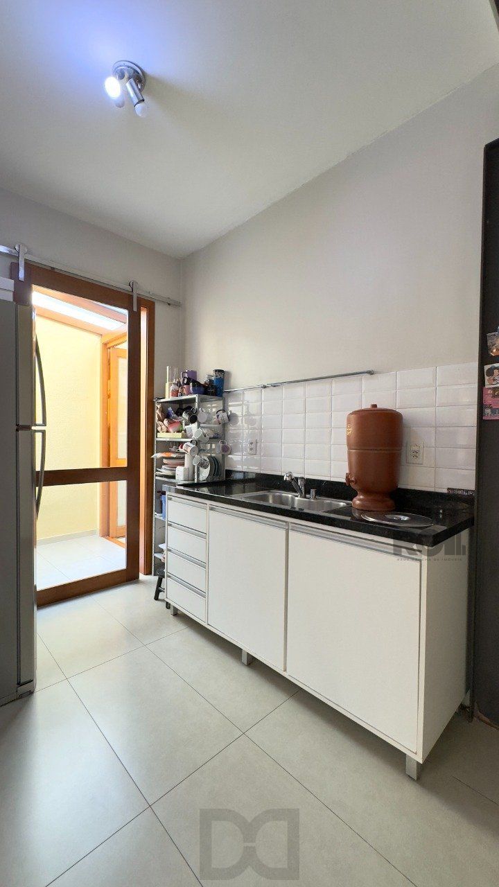 Apartamento garden semimobiliado de 2 dormitórios reformado no Bom Fim — foto 21