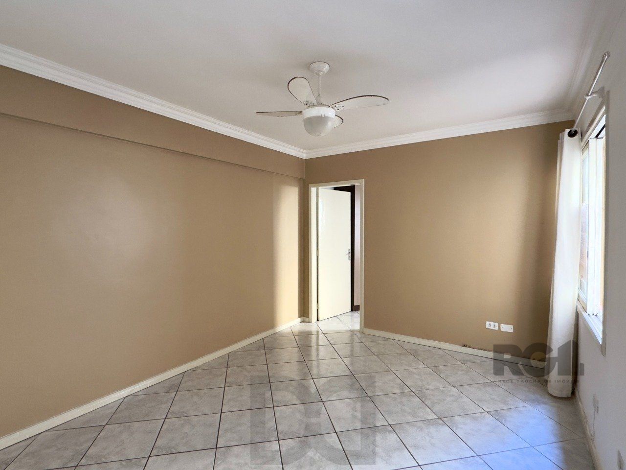 APARTAMENTO 1 DORMITÓRIO — foto 2