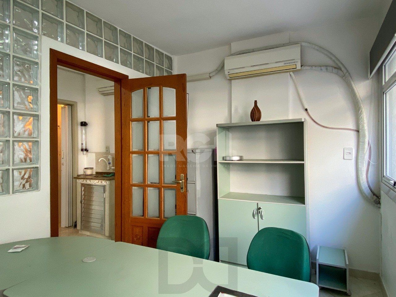 Sala comercial, de frente para a Rua Uruguai, no condomínio Aceguá — foto 4