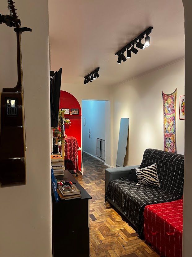 Apartamento 2 dormitórios com pátio no Centro Histórico — foto 1