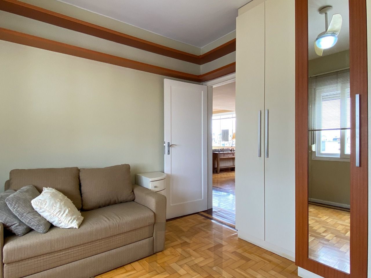 Apartamento 3 dormitórios, com linda vista, em frente ao Hospital de Clínicas — foto 27
