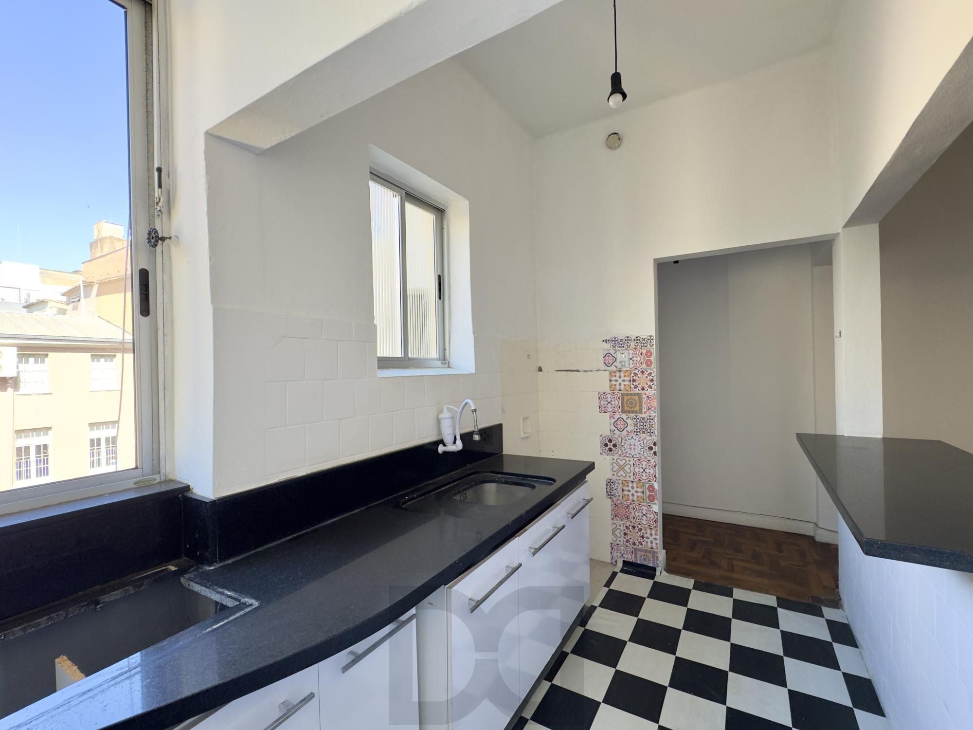 Apartamento 2 dormitórios super silencioso no Centro Histórico — foto 8