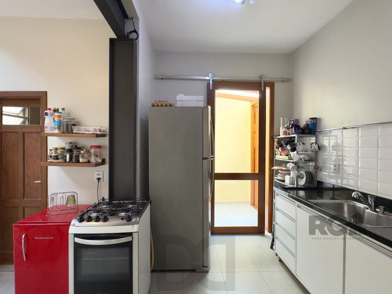 Apartamento garden semimobiliado de 2 dormitórios reformado no Bom Fim — foto 22