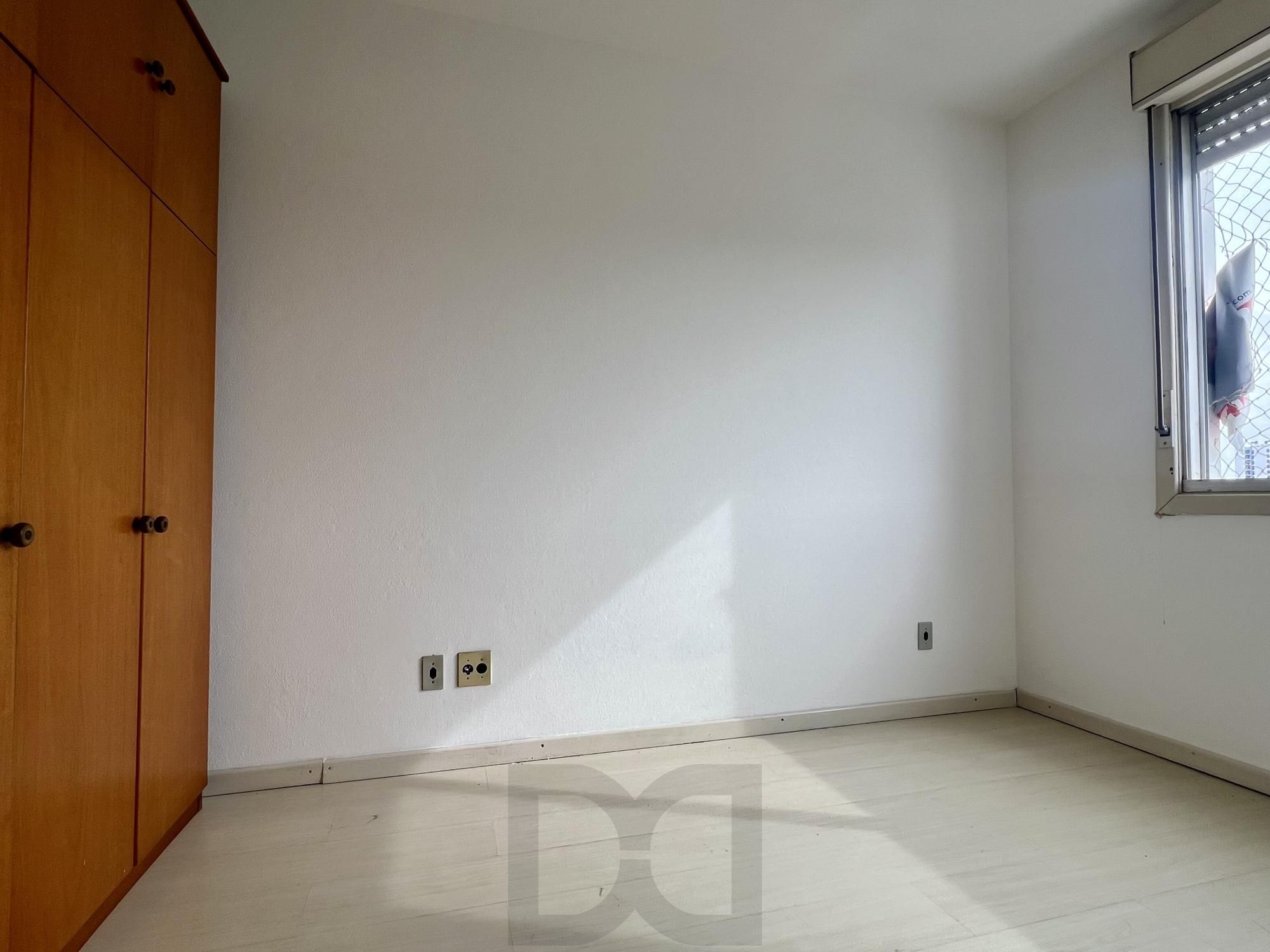 APARTAMENTO 2 DORMITÓRIOS COM VAGA DE GARAGEM — foto 7