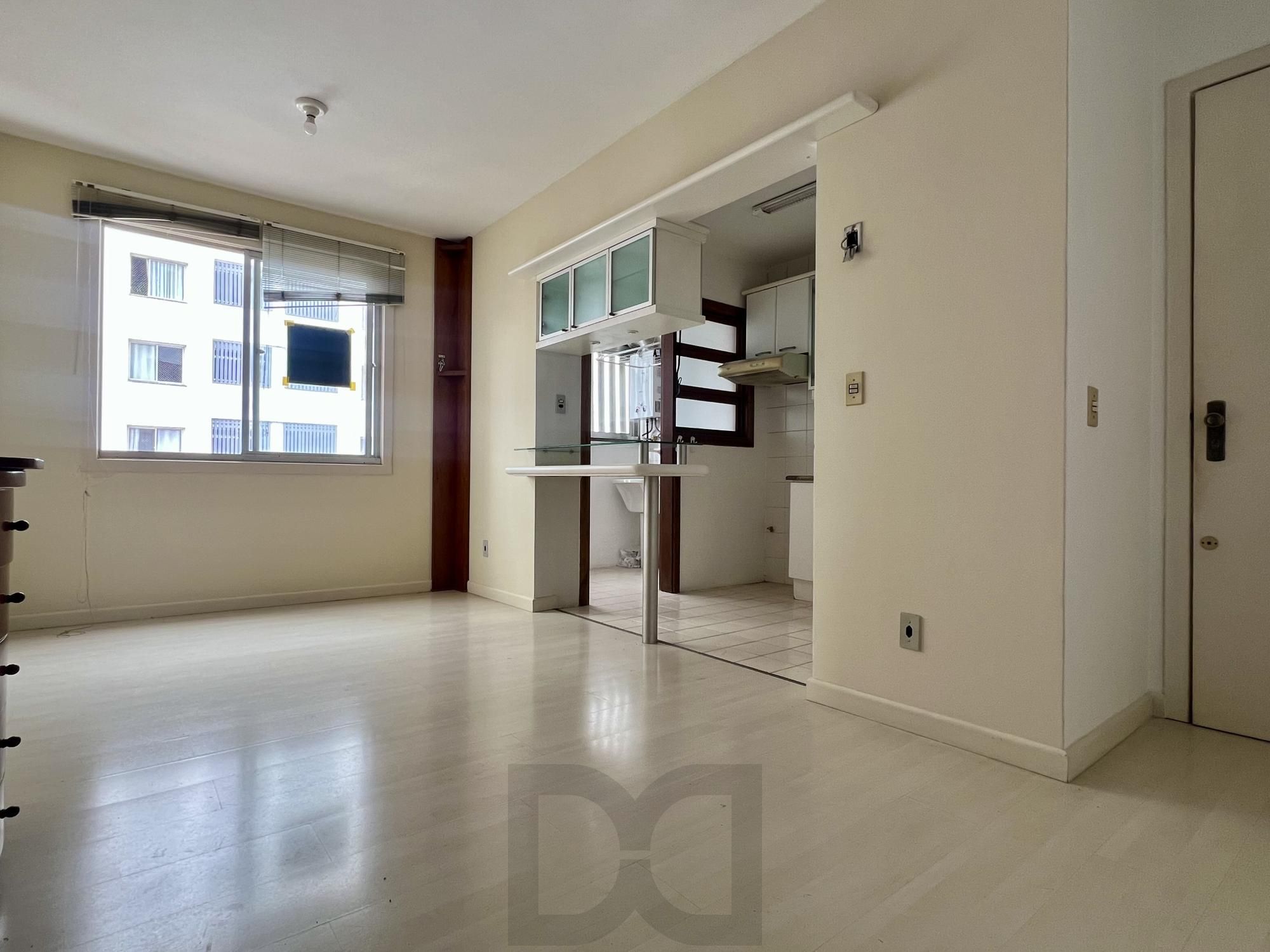 APARTAMENTO 2 DORMITÓRIOS COM VAGA DE GARAGEM — foto 1