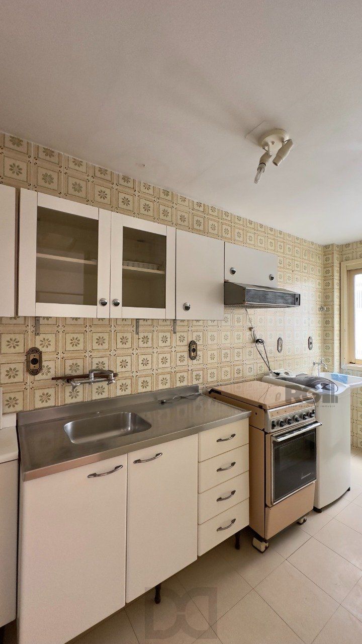 APARTAMENTO SEMIMOBILIADO COM ÓTIMA LOCALIZAÇÃO NO CENTRO HISTÓRICO — foto 8