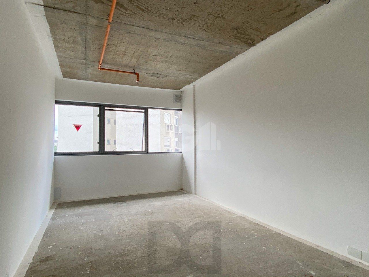 Sala comercial nova, em andar alto na Assis Brasil — foto 1
