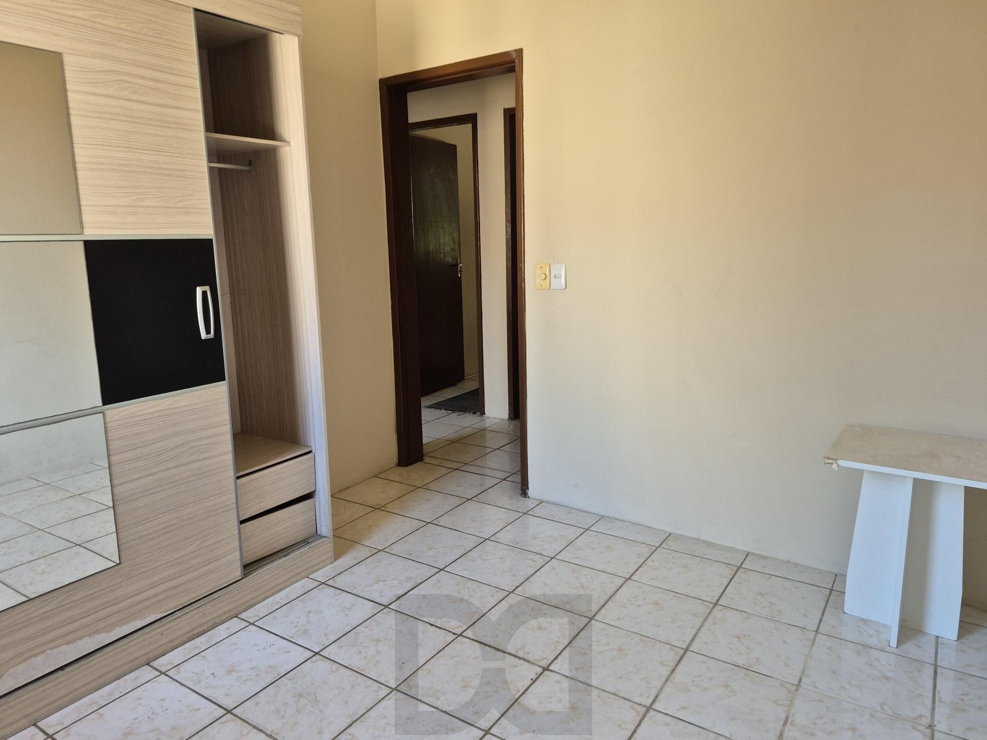 Casa Residencial de 4 Quartos com Piscina e Churrasqueira em Porto Alegre — foto 28