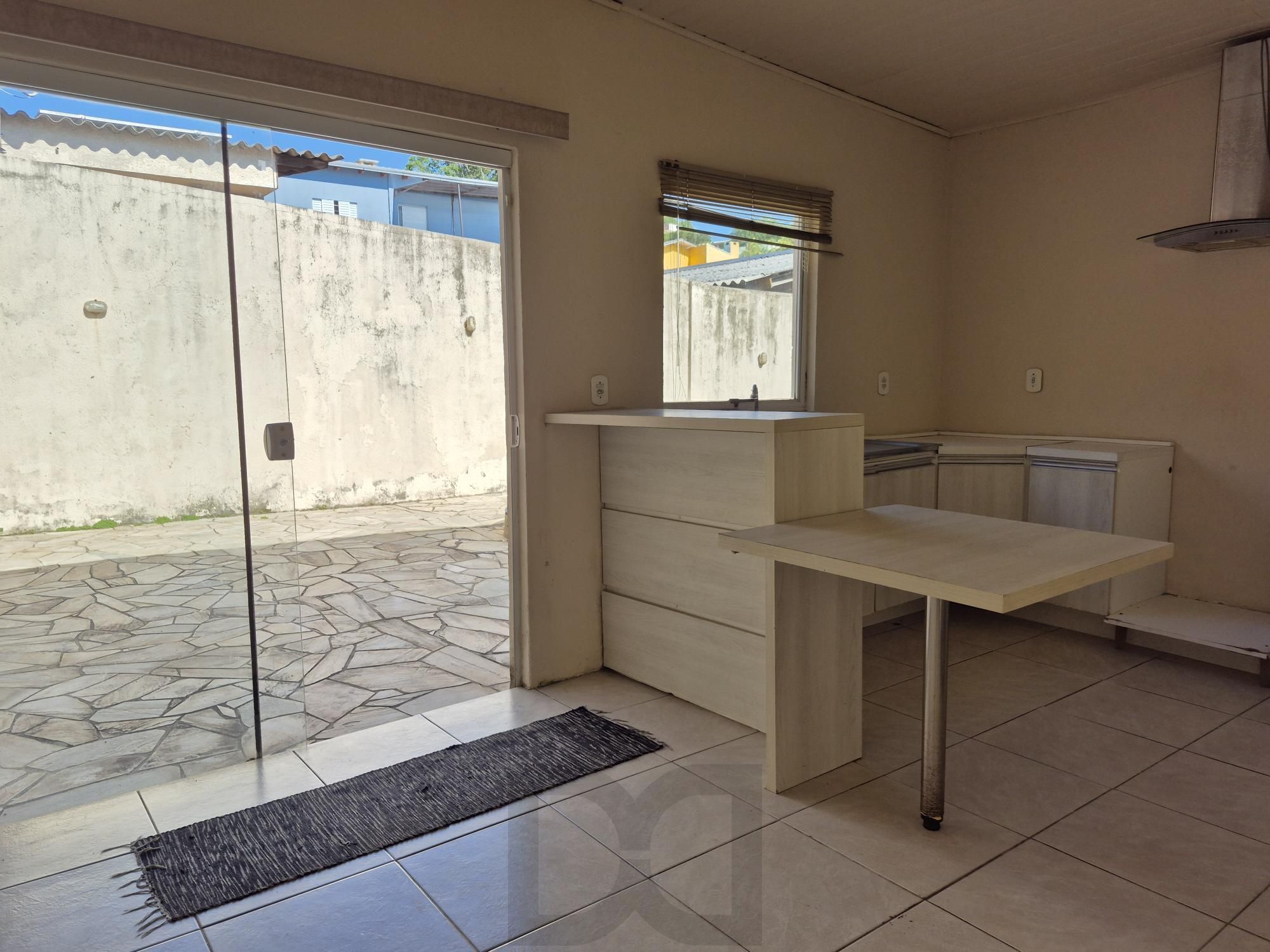 Casa Residencial de 4 Quartos com Piscina e Churrasqueira em Porto Alegre — foto 10