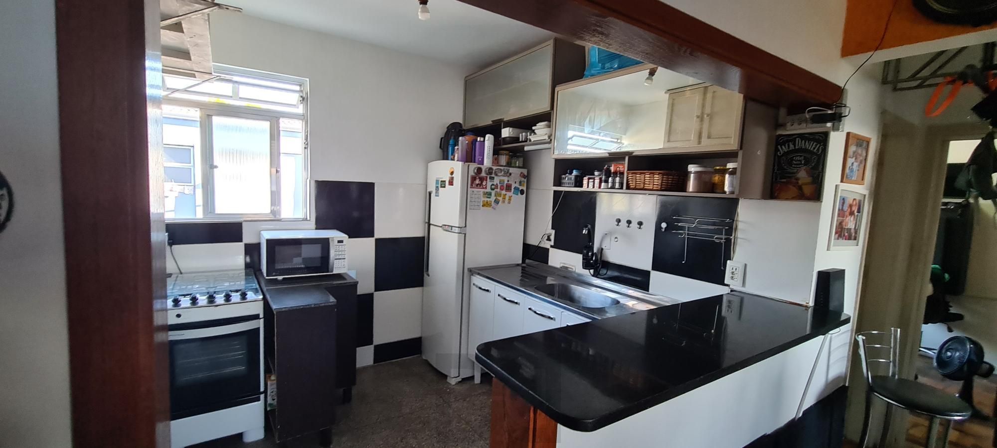 Apartamento de 2 dormitorios e vaga de garagem rotativa em Porto Alegre. — foto 5