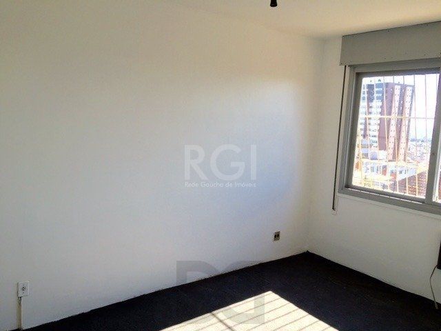 Apartamento para Venda - 85m², 3 dormitórios, 1 vaga - Bom Jesus — foto 11
