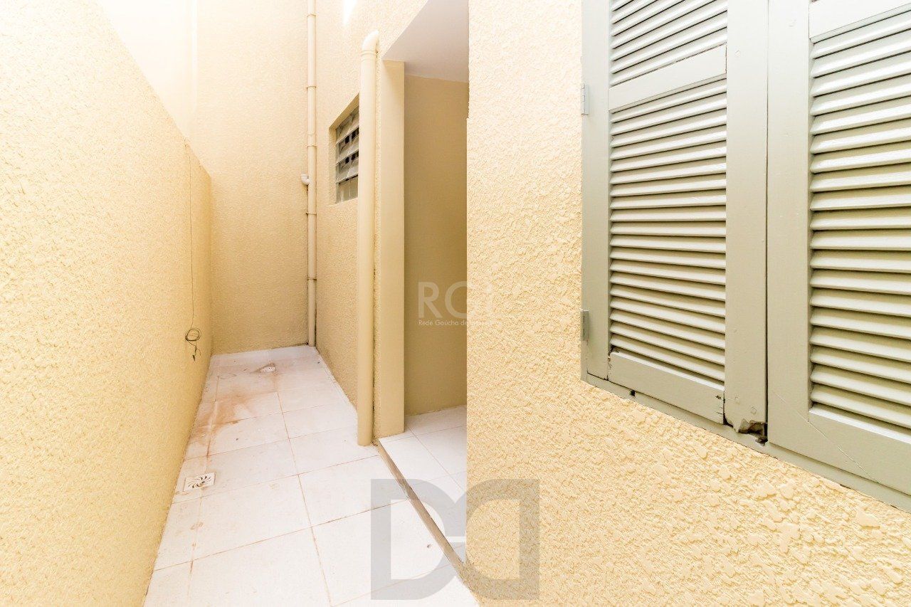 Apartamento para Venda - 85m², 3 dormitórios, 1 vaga - Bom Jesus — foto 3