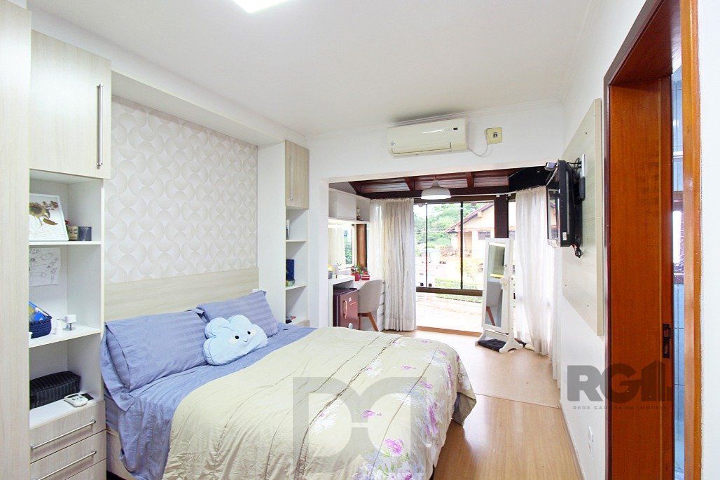 Sobrado para Venda - 218m², 4 dormitórios, sendo 3 suites, 2 vagas - Ipanema — foto 32