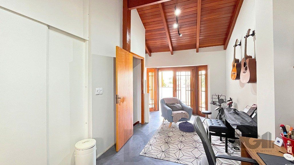 Sobrado para Venda - 218m², 4 dormitórios, sendo 3 suites, 2 vagas - Ipanema — foto 8