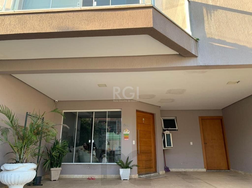 Sobrado para Venda - 300m², 3 dormitórios, sendo 2 suites, 1 vaga - Hípica Jardins Do Prado — foto 2