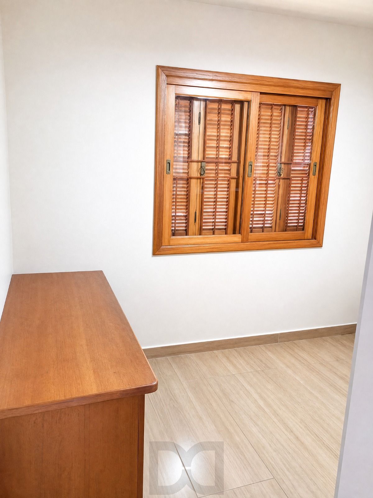 Casa dois quartos com suíte na Hipica 175m — foto 4