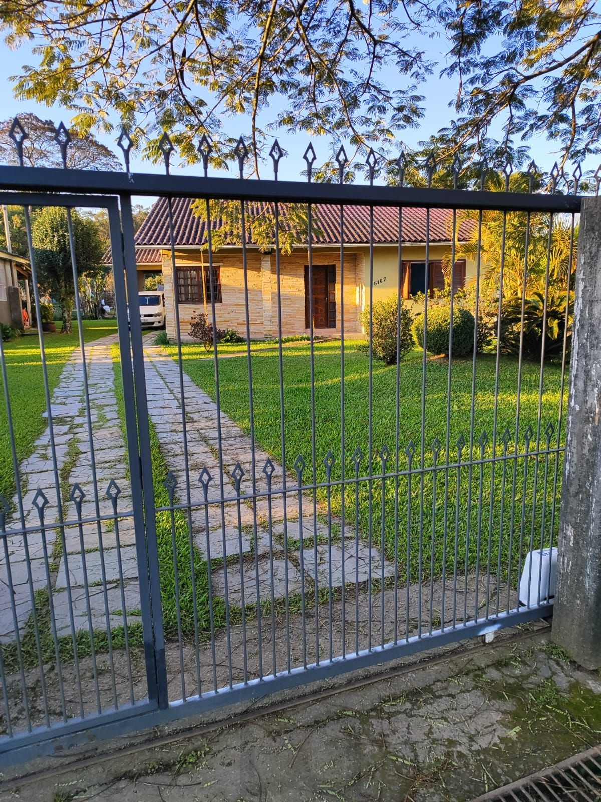 Lindo sitio á venda no Lami — foto 1