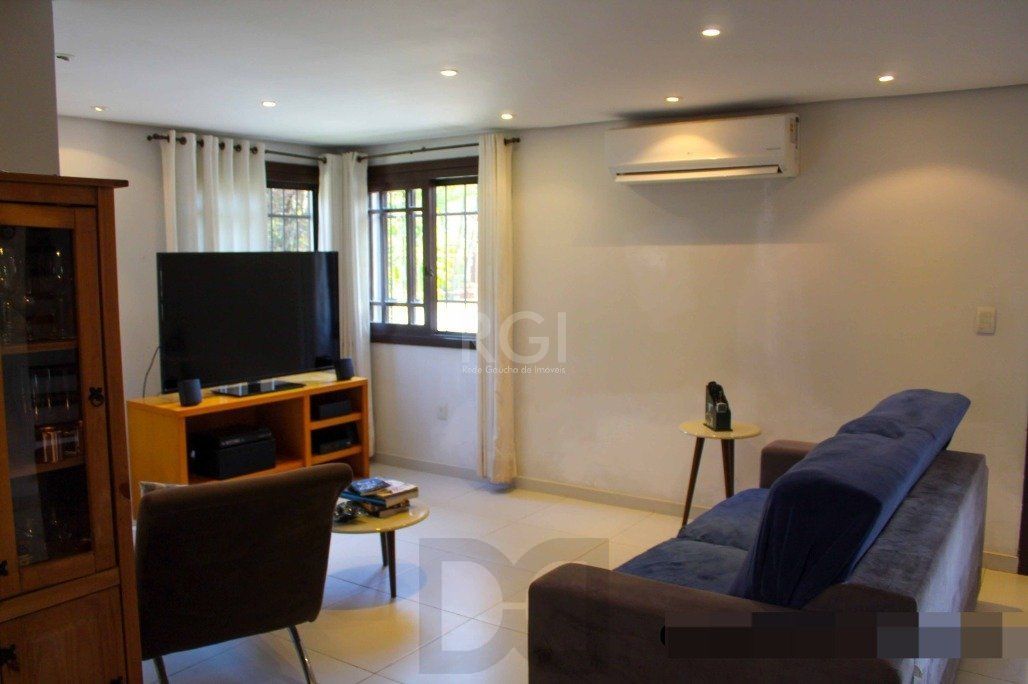 Sobrado para Venda - 266m², 3 dormitórios, sendo 1 suites, 2 vagas - Ipanema — foto 3