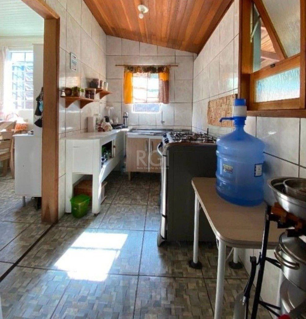 Casa para Venda - 97m², 2 dormitórios, 3 vagas - Belém Novo — foto 9