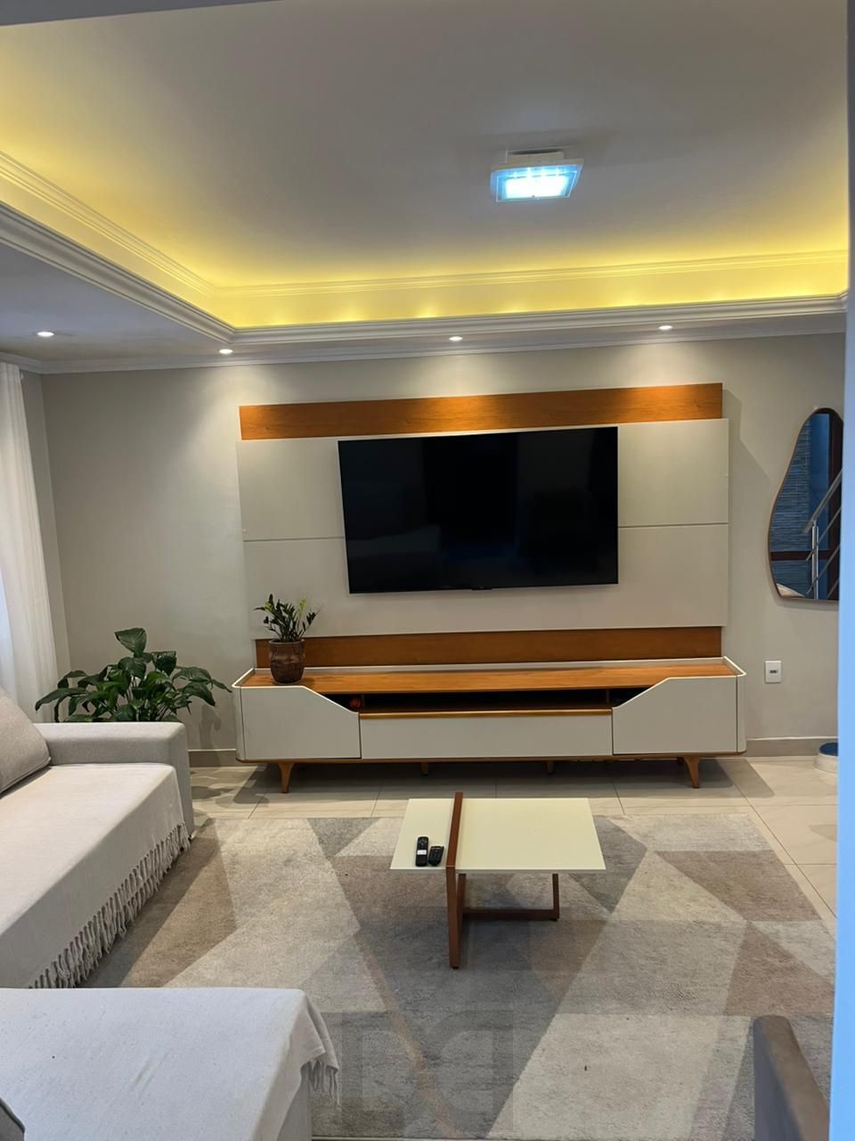Sobrado triplex com piscina no Loteamento Nova Ipanema — foto 4