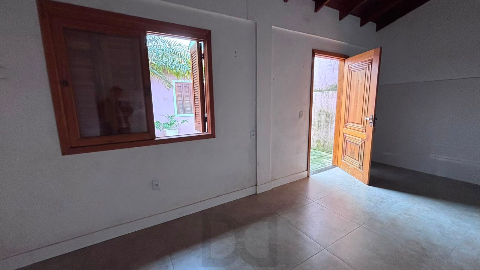 Casa térrea com 3 dormitórios, salão de festas com churrasqueira e 2 vagas de garagem. — foto 18