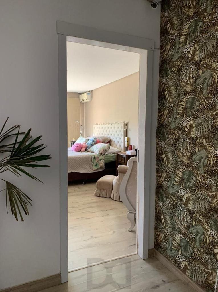 Sobrado para Venda - 300m², 3 dormitórios, sendo 2 suites, 1 vaga - Hípica Jardins Do Prado — foto 7