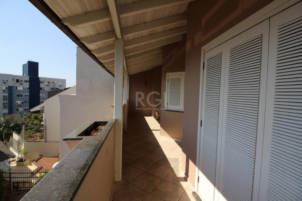 Casa para comprar com 4 dormitórios, 330m² - Chácara das Pedras - Porto Alegre — foto 43