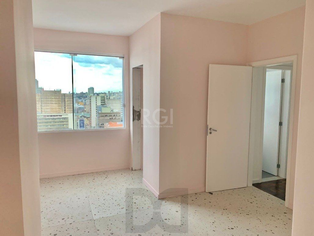 Apartamento Para Comprar no Centro Histórico com 3 dormitórios por: R$700.000,00. — foto 11