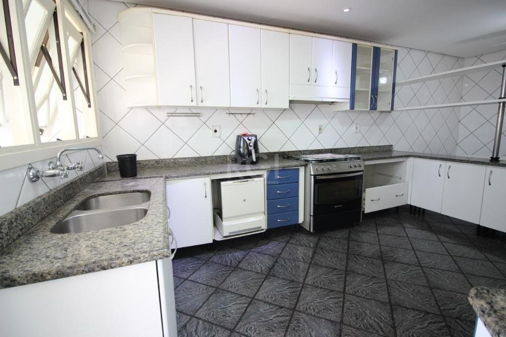 Casa para comprar com 4 dormitórios, 330m² - Chácara das Pedras - Porto Alegre — foto 24