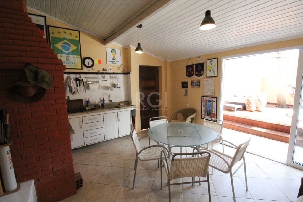 Casa Com 4 dormitórios para Comprar , 350 m²- Chácara das Pedras - Porto Alegre — foto 17